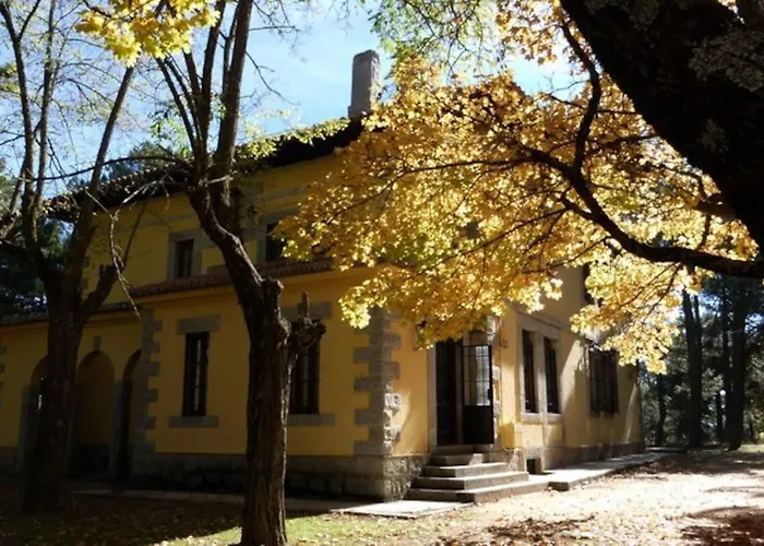 Quinta Arenlllas Palacete En Privada De 7 Hectáreas De Pinar *